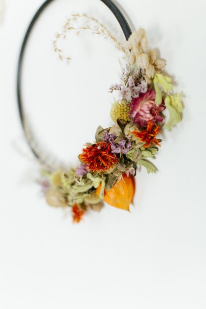 Droogbloemen ring kleurrijk bont