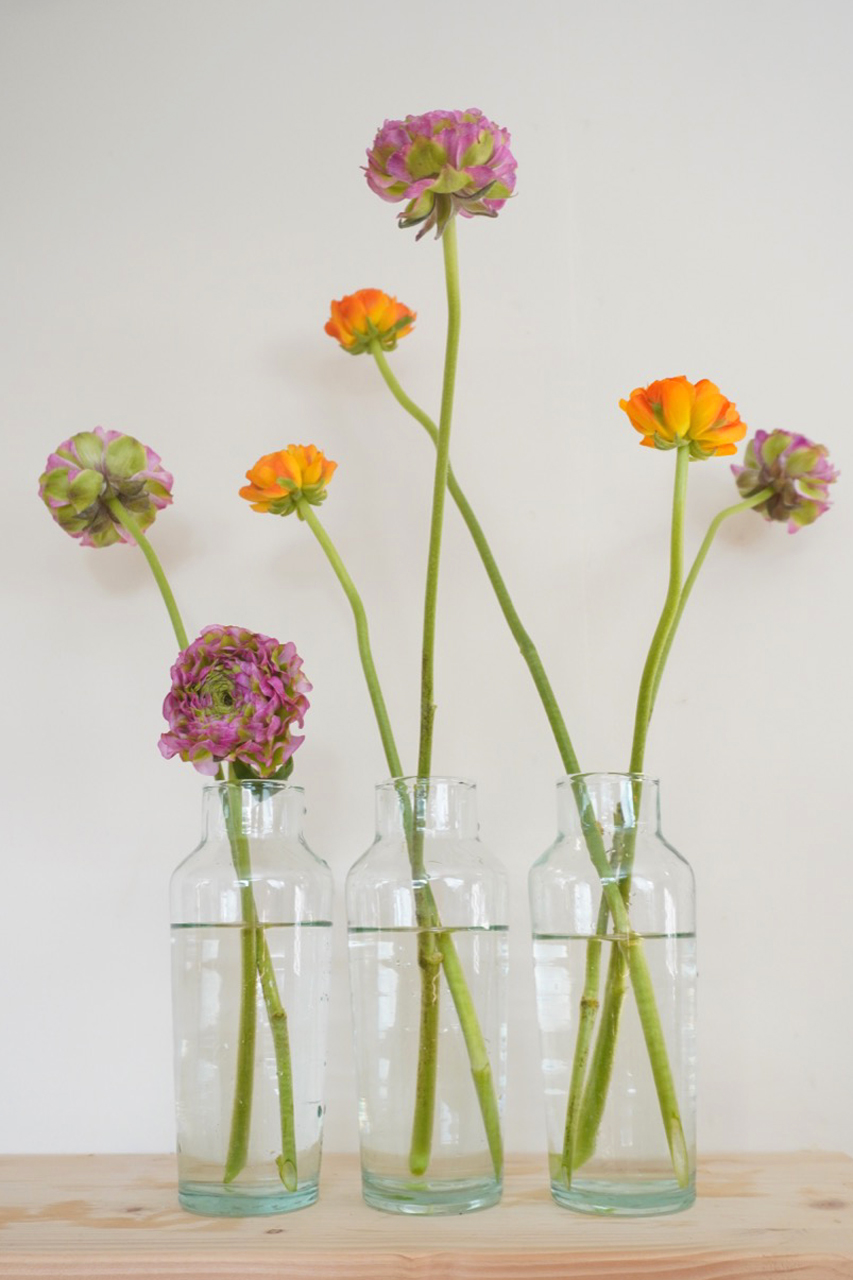 Vaasje losse bloemen, gemaakt gerecycled glas